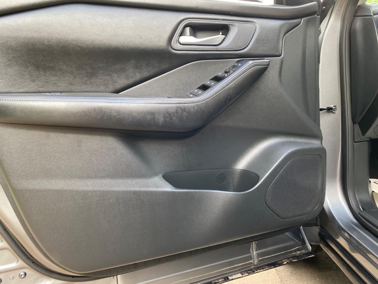 Nissan Rogue SV 2024