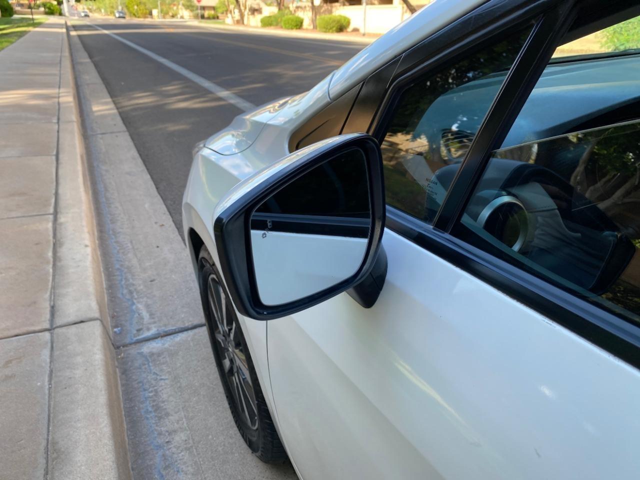 Nissan Versa SV 2022