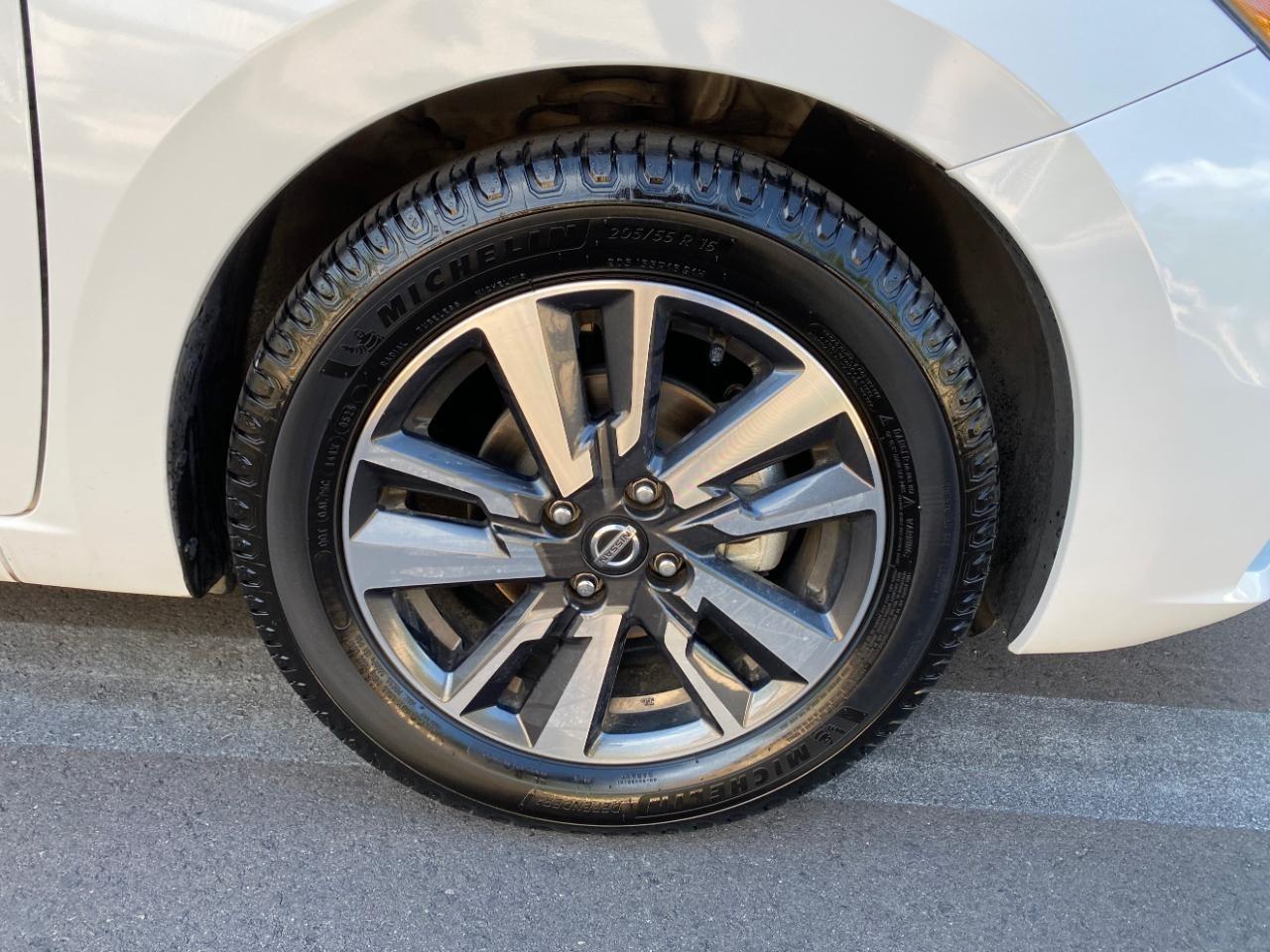 Nissan Versa SV 2022