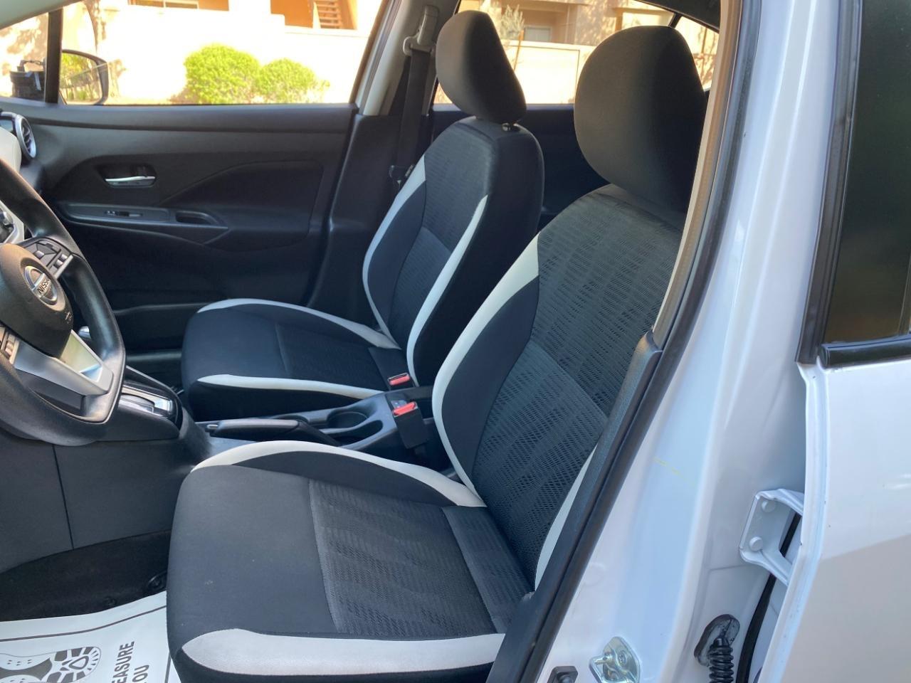 Nissan Versa SV 2022