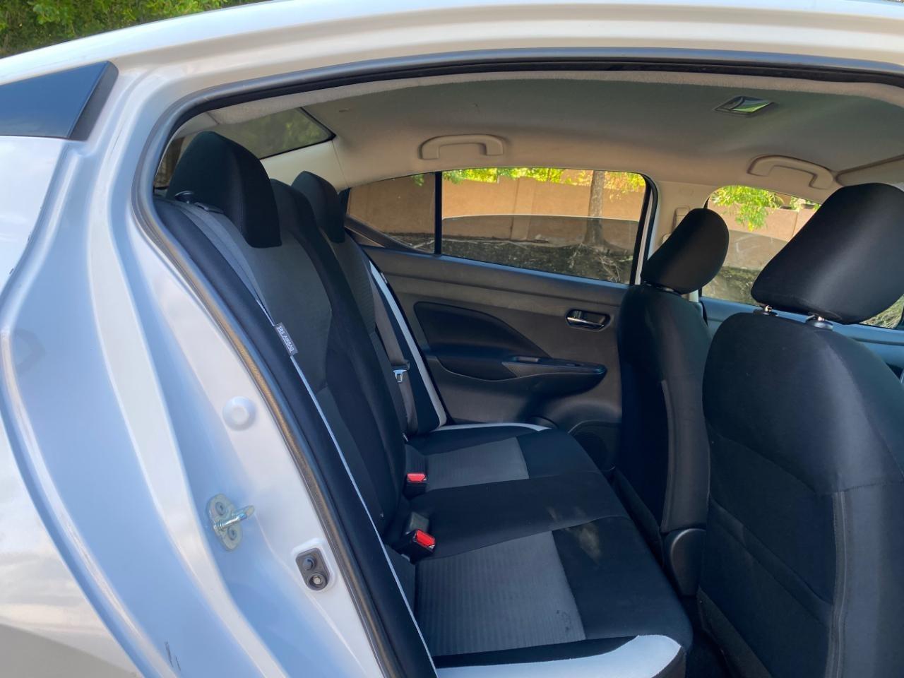 Nissan Versa SV 2022