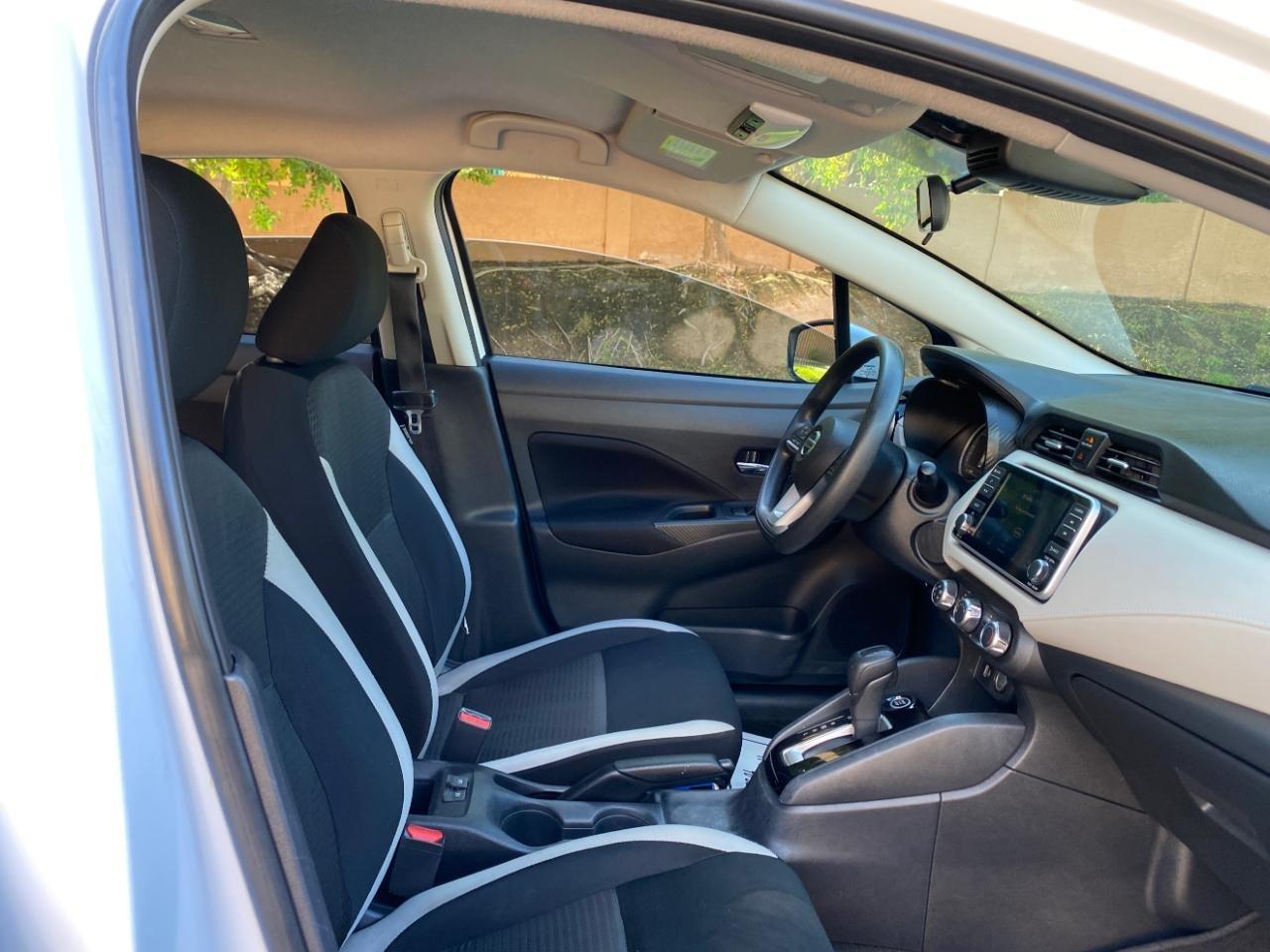 Nissan Versa SV 2022