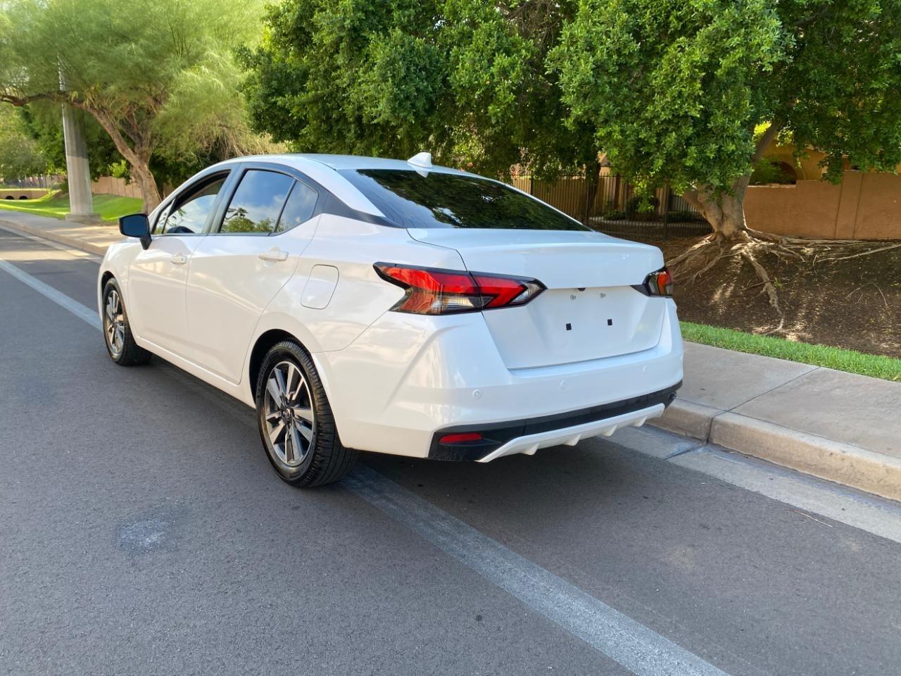 Nissan Versa SV 2022