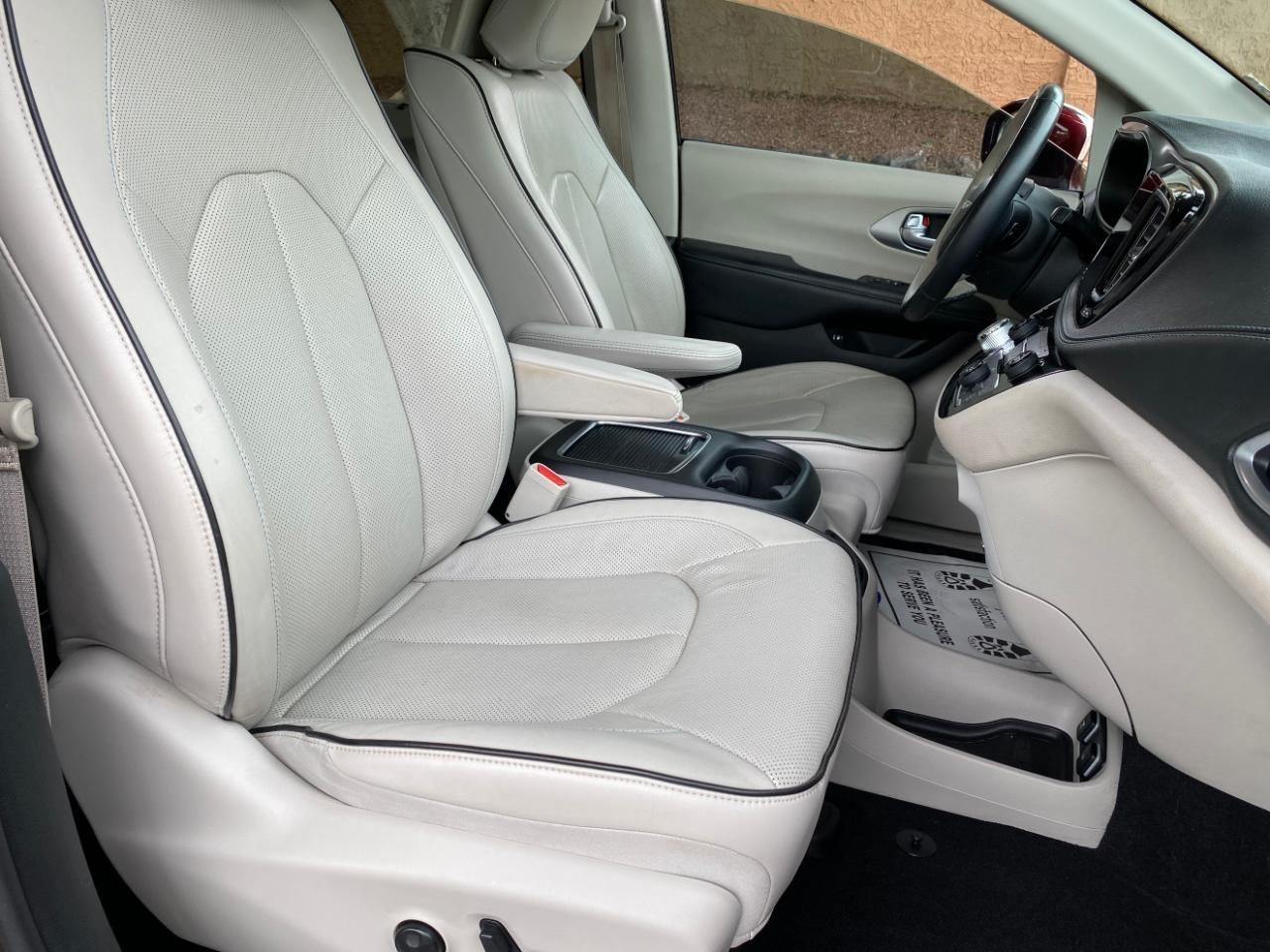 Chrysler Pacifica Hybrid Limited 2018