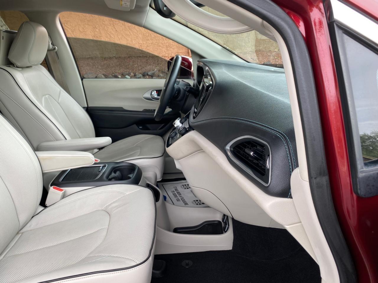 Chrysler Pacifica Hybrid Limited 2018
