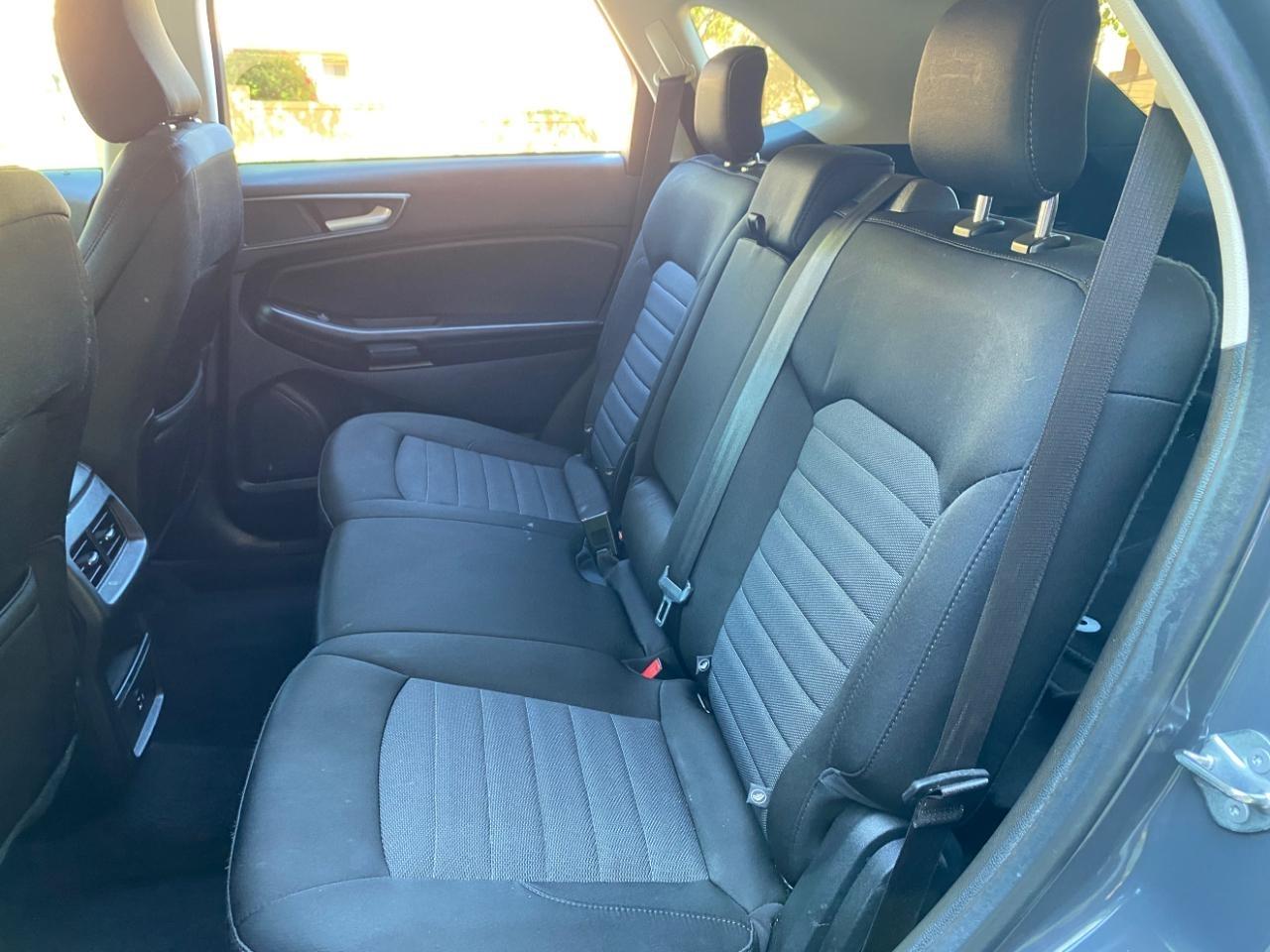 Ford Edge SE FWD 2021