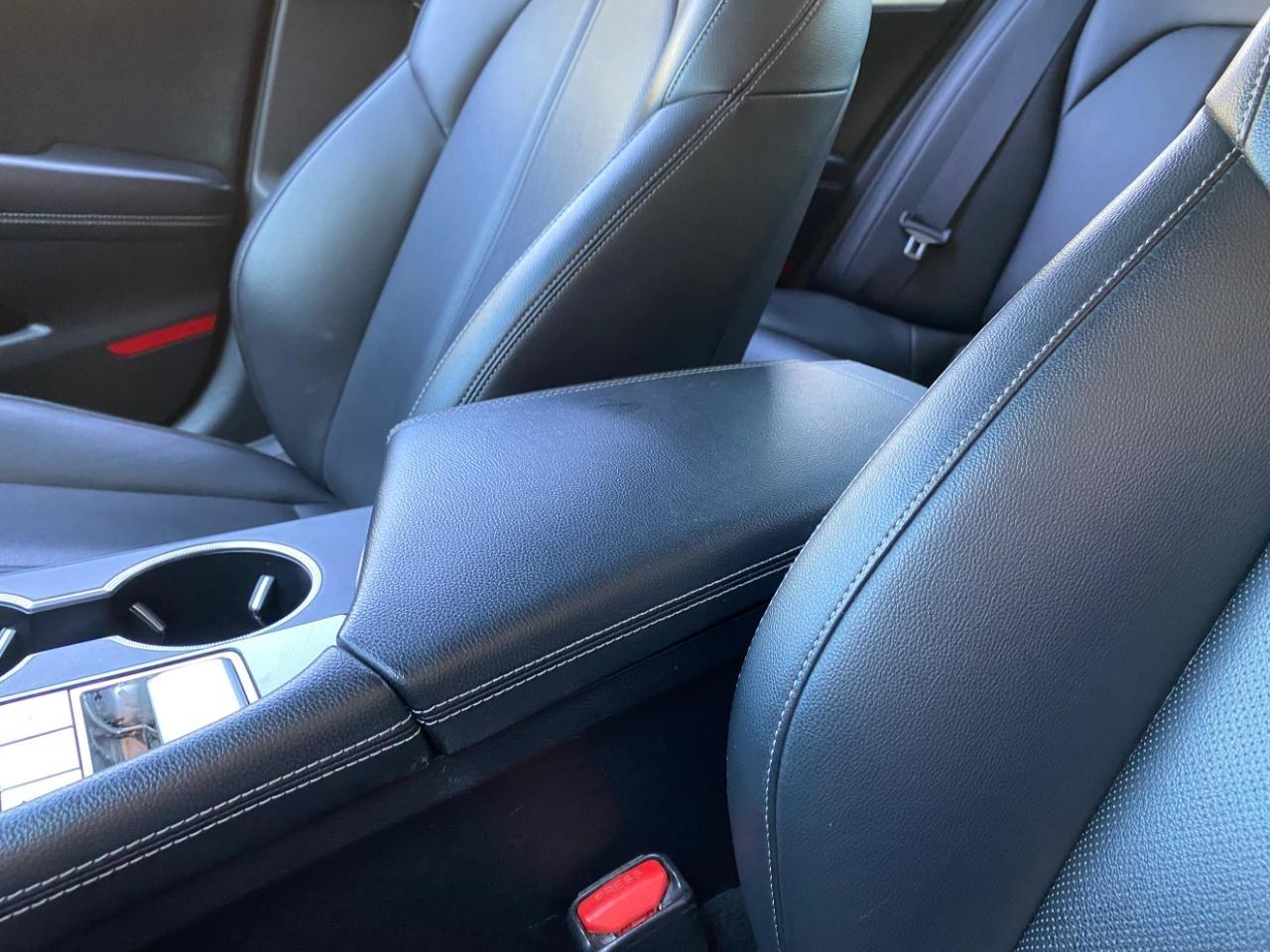 Genesis G70 2.0T Advanced 2019