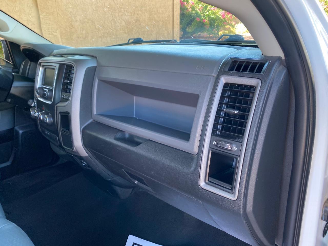RAM 1500 Tradesman Regular Cab LWB 2WD 2018