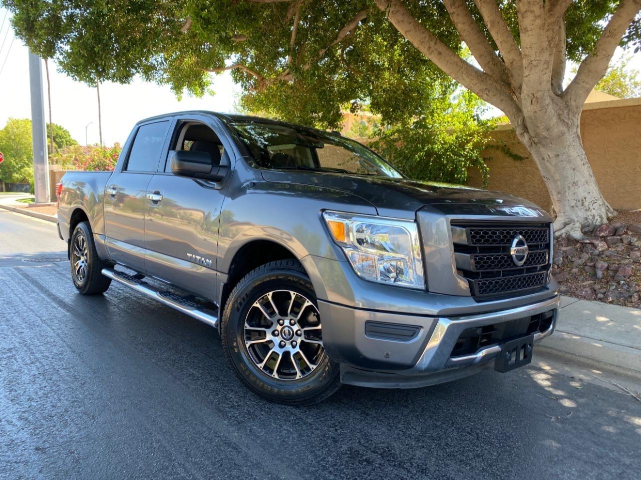 Nissan Titan SV Crew Cab 2WD 2021