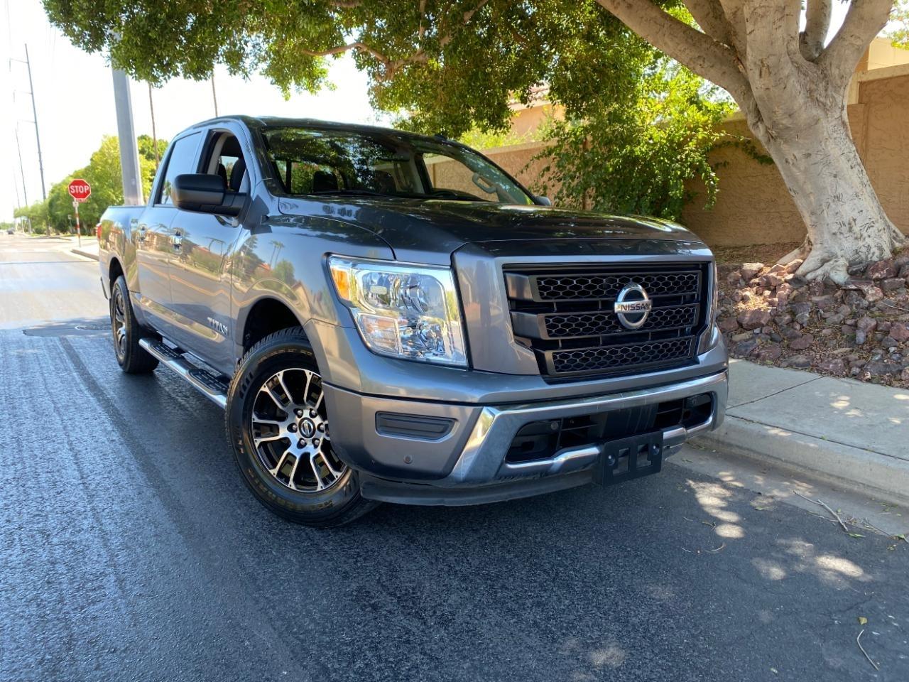Nissan Titan SV Crew Cab 2WD 2021