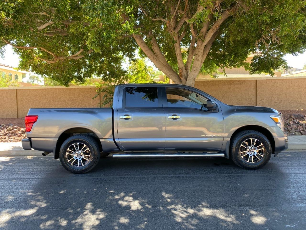 Nissan Titan SV Crew Cab 2WD 2021