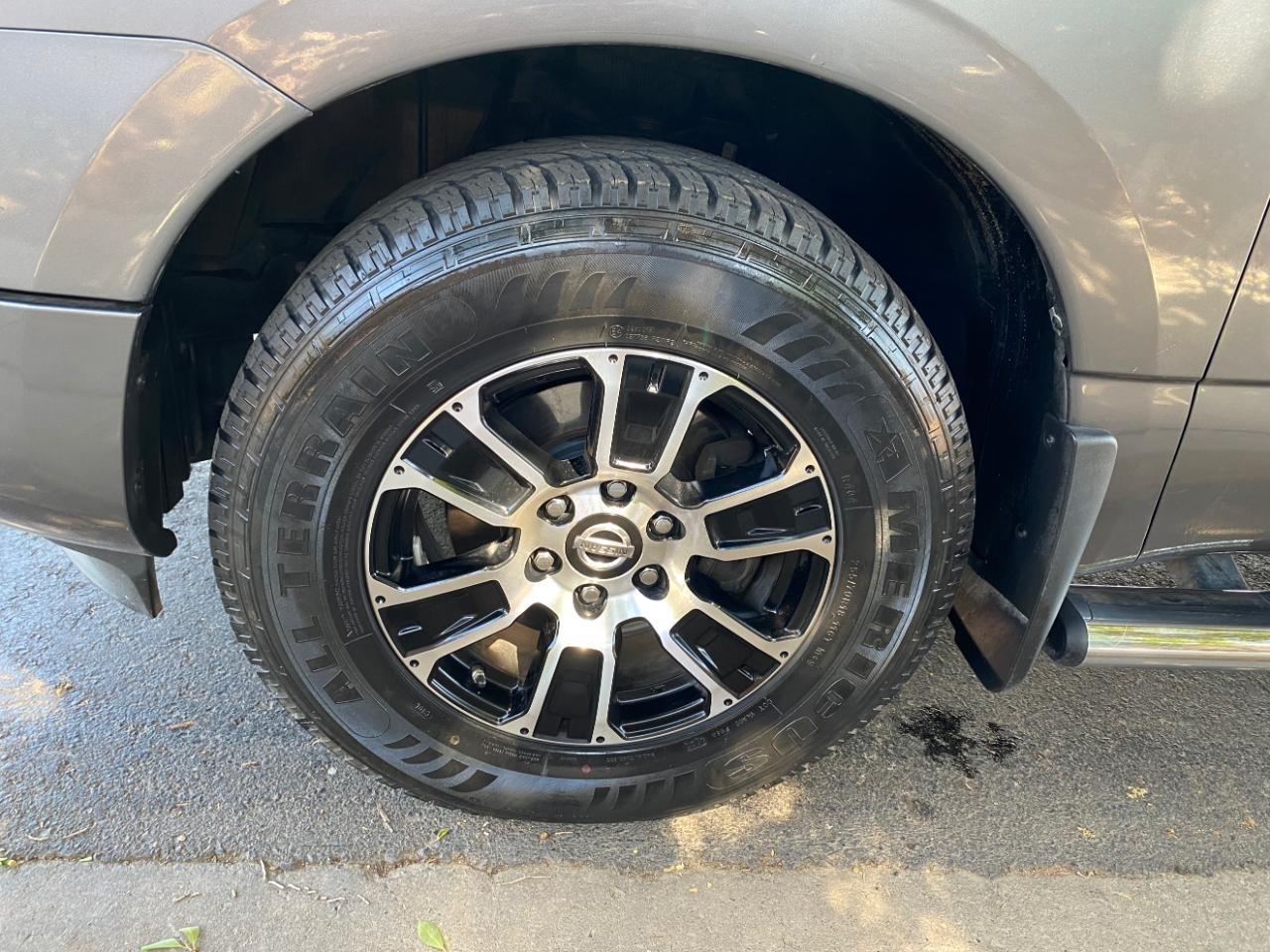 Nissan Titan SV Crew Cab 2WD 2021