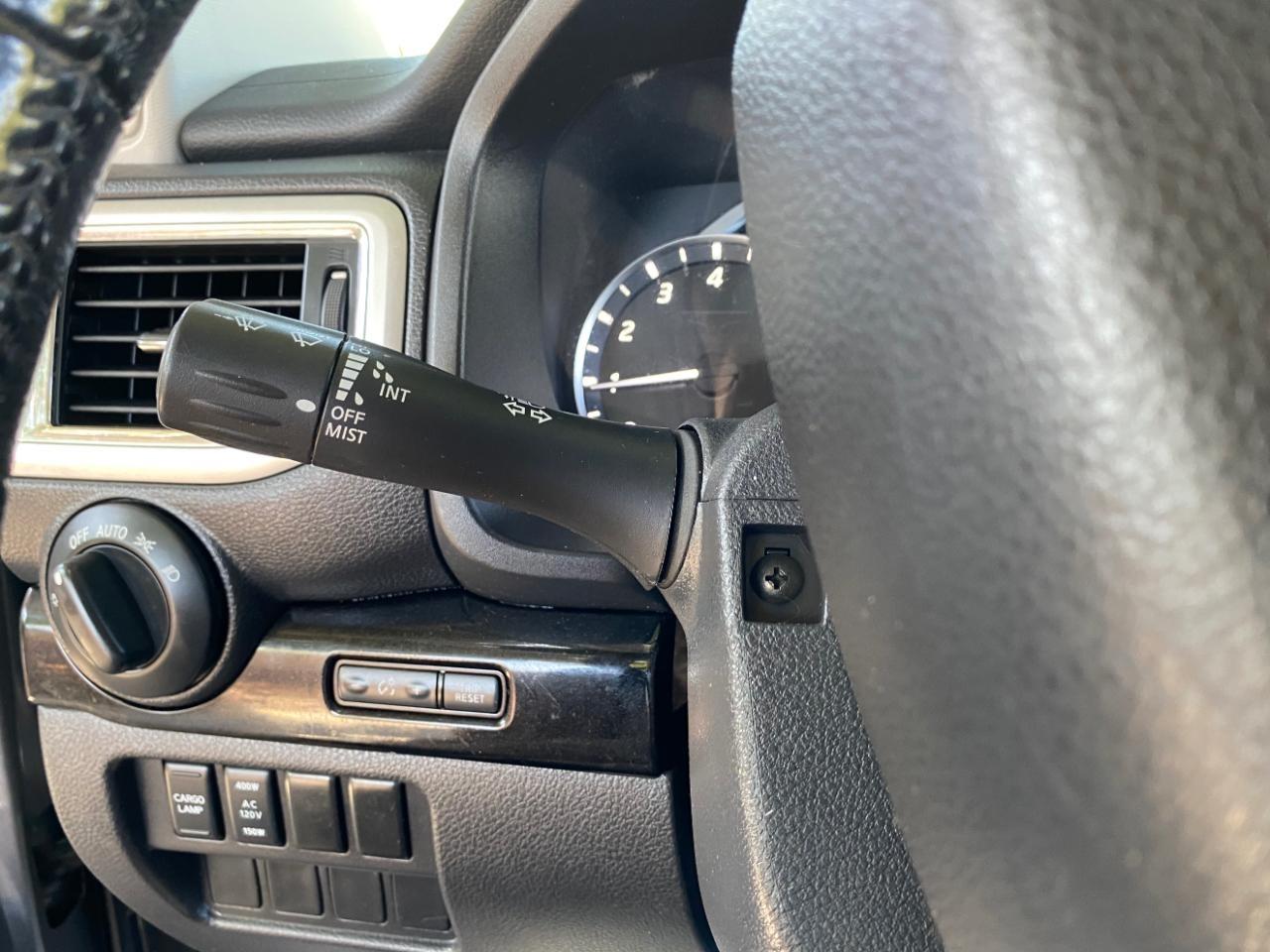 Nissan Titan SV Crew Cab 2WD 2021
