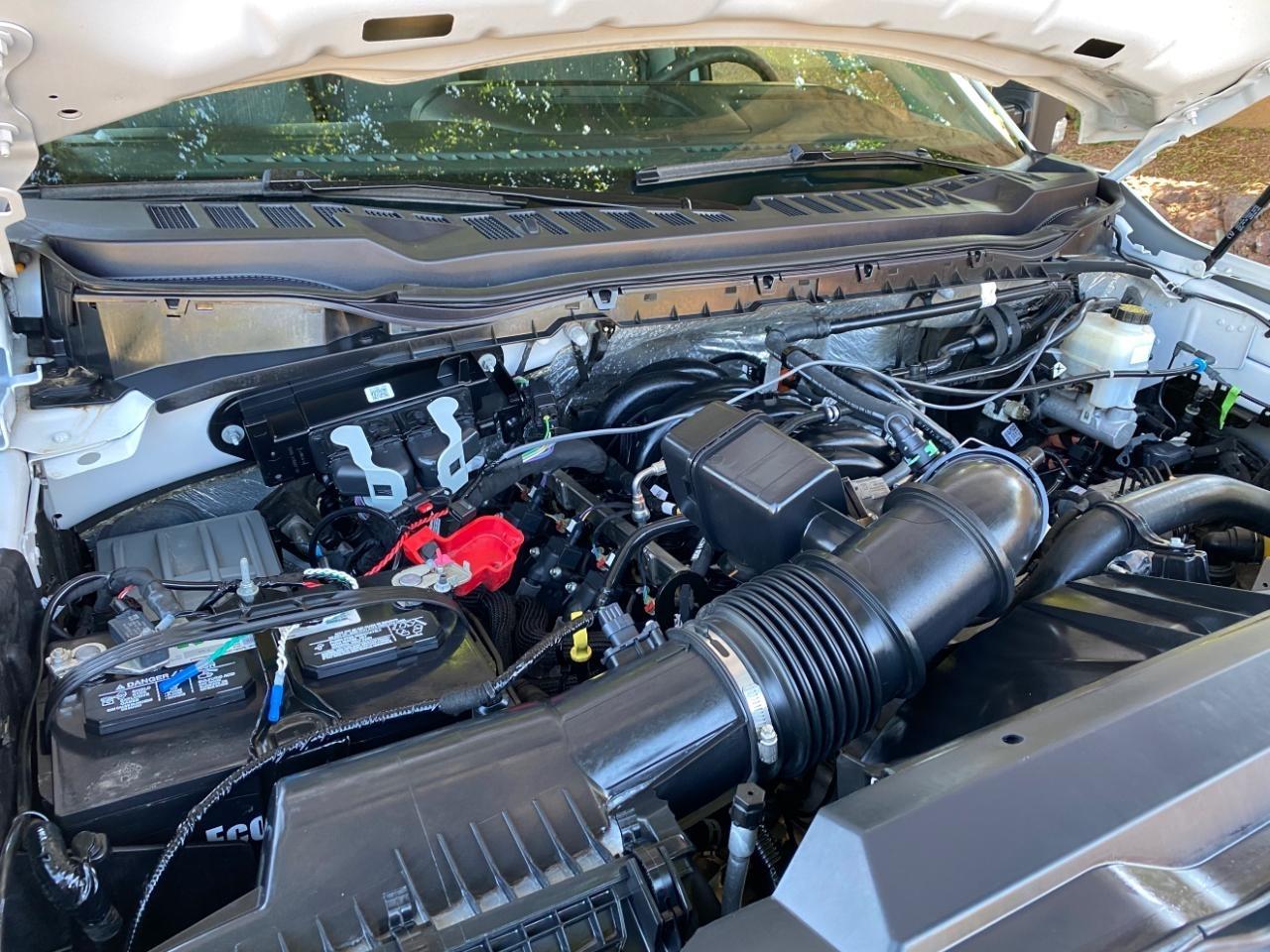 Ford F-250 SD XL Crew Cab 4WD 2025