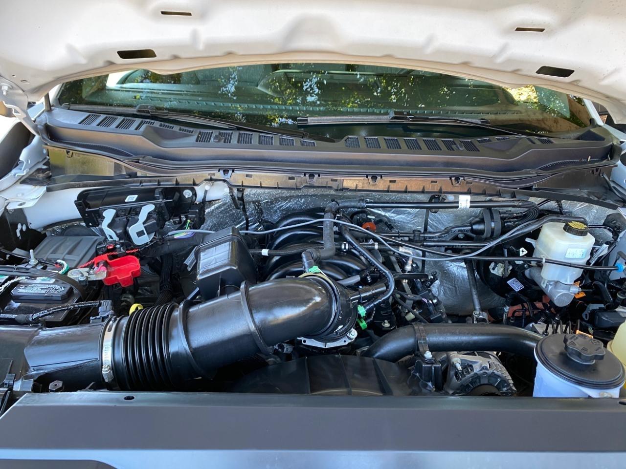 Ford F-250 SD XL Crew Cab 4WD 2025