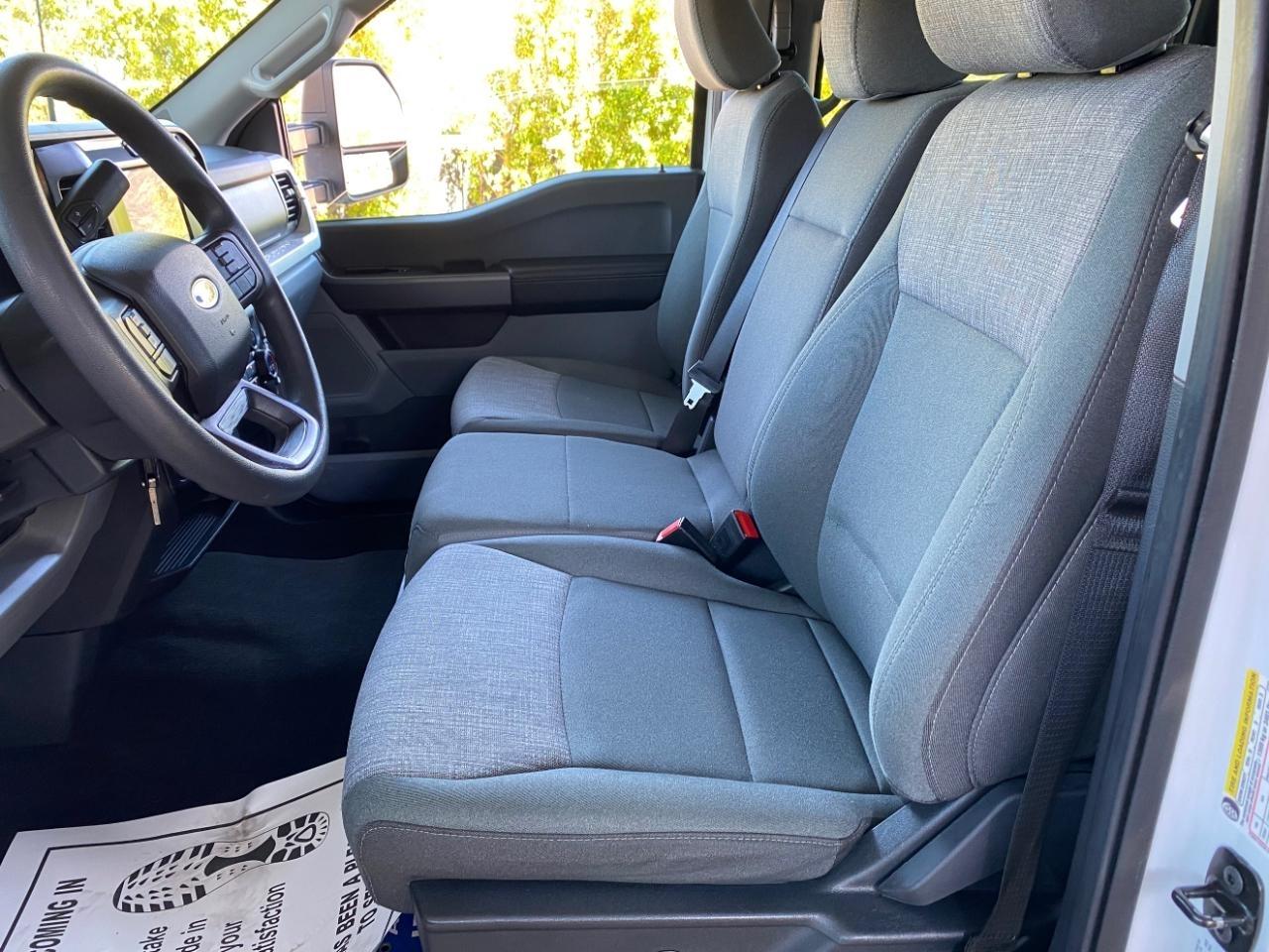Ford F-250 SD XL Crew Cab 4WD 2025