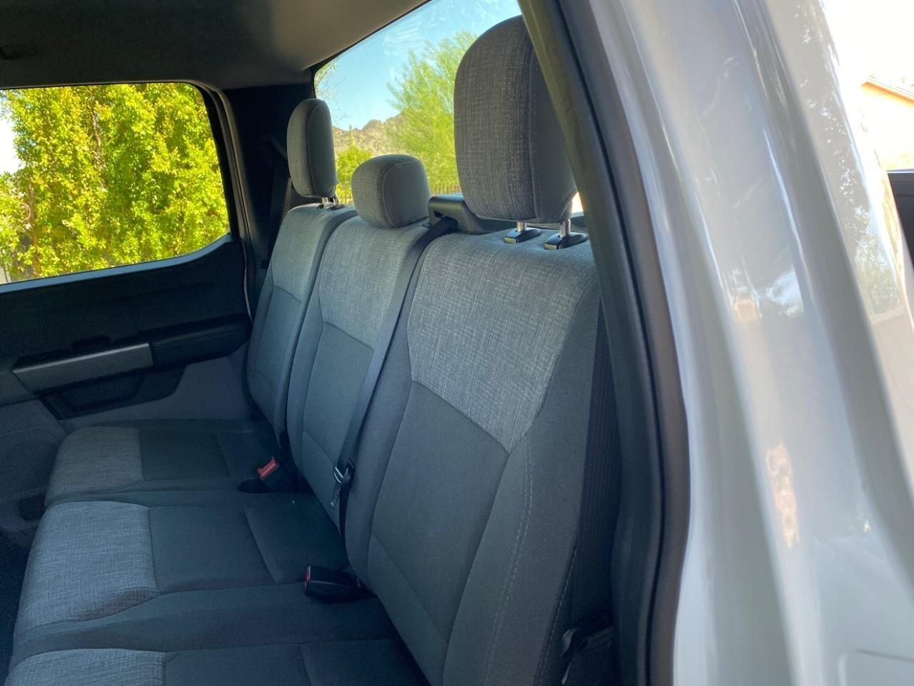 Ford F-250 SD XL Crew Cab 4WD 2025