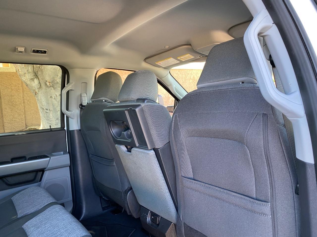 Ford F-250 SD XL Crew Cab 4WD 2025