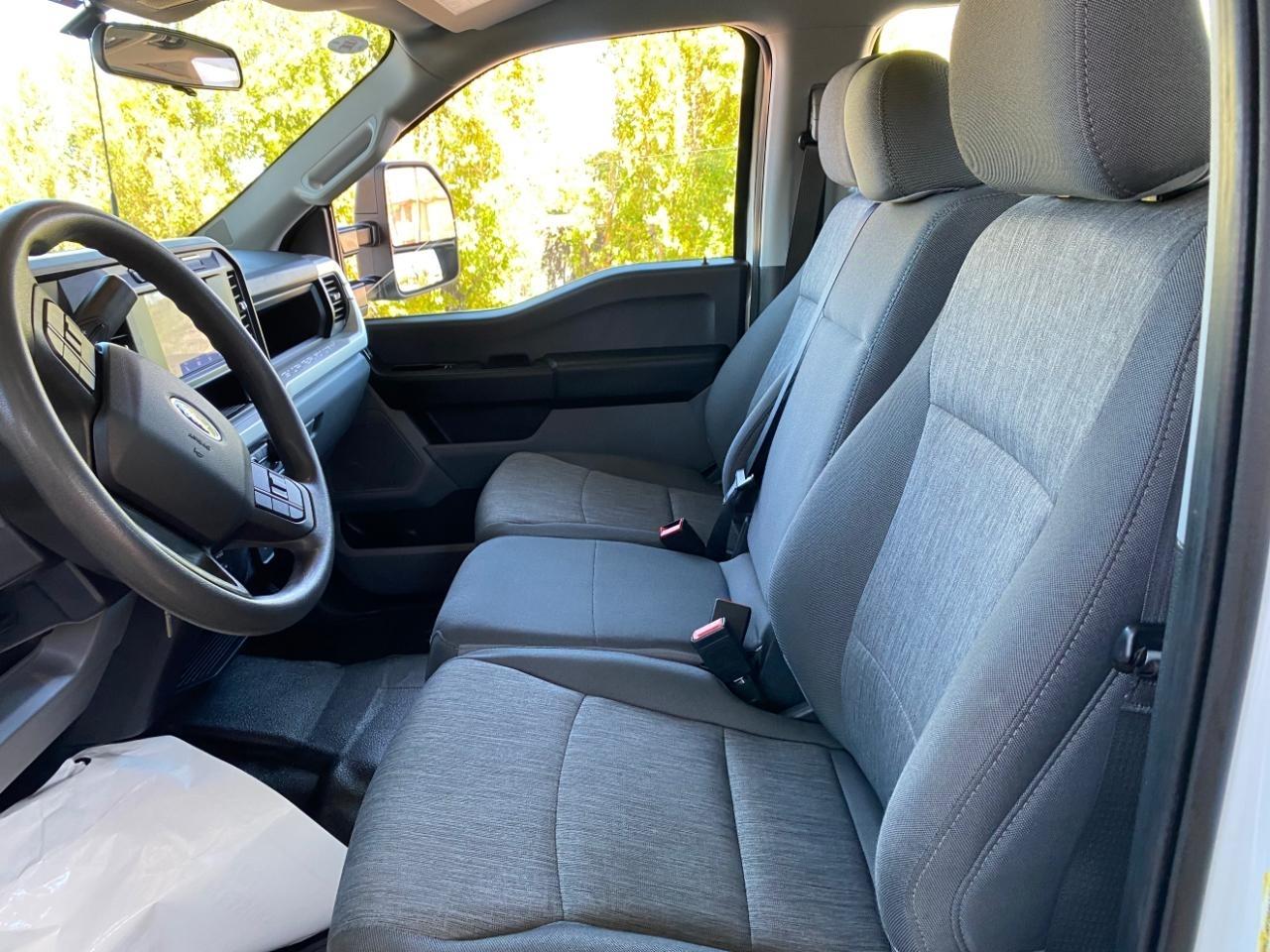 Ford F-250 SD XL Crew Cab 4WD 2023