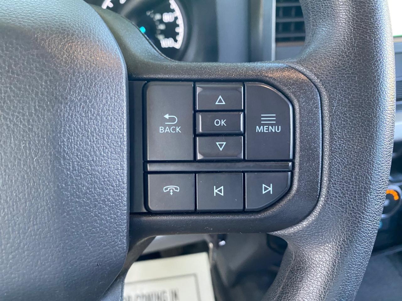 Ford F-250 SD XL Crew Cab 4WD 2023