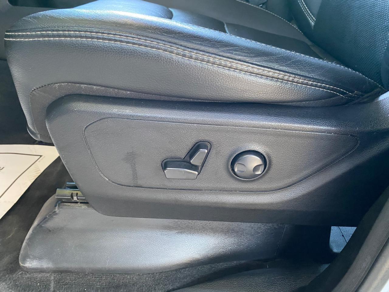 RAM 1500 Rebel Crew Cab SWB 4WD 2022
