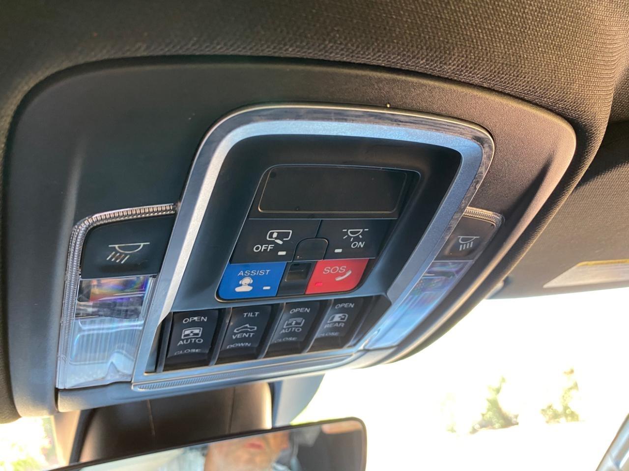 RAM 1500 Rebel Crew Cab SWB 4WD 2022
