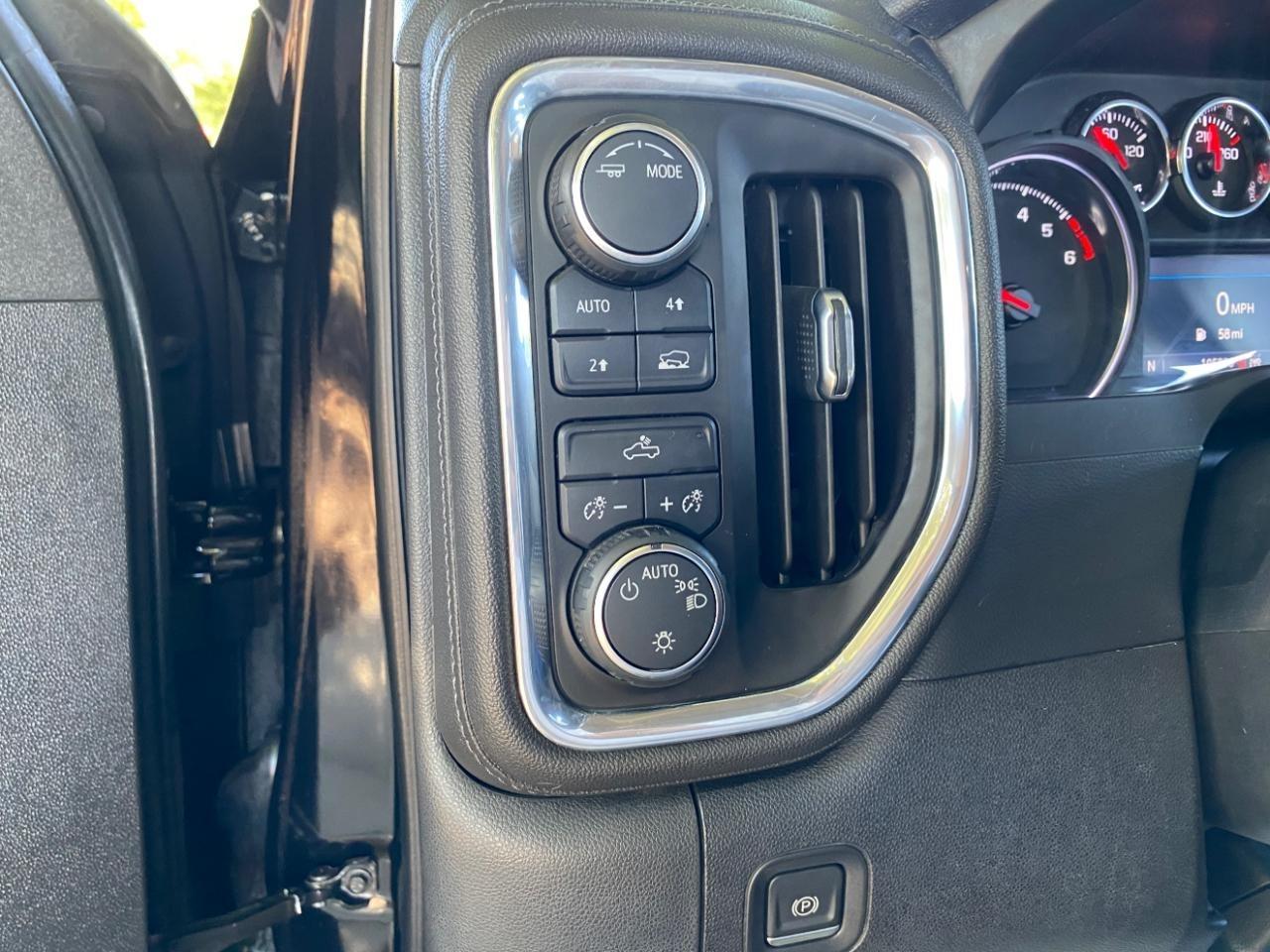 Chevrolet Silverado 1500 LT Z71 Crew Cab 4WD 2021