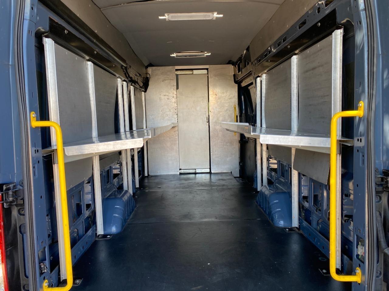 Ford Transit 250 Van High Roof w/Sliding Pass. 148-in. WB EL 2019