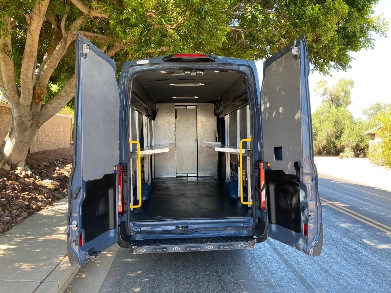 Ford Transit 250 Van High Roof w/Sliding Pass. 148-in. WB EL 2019