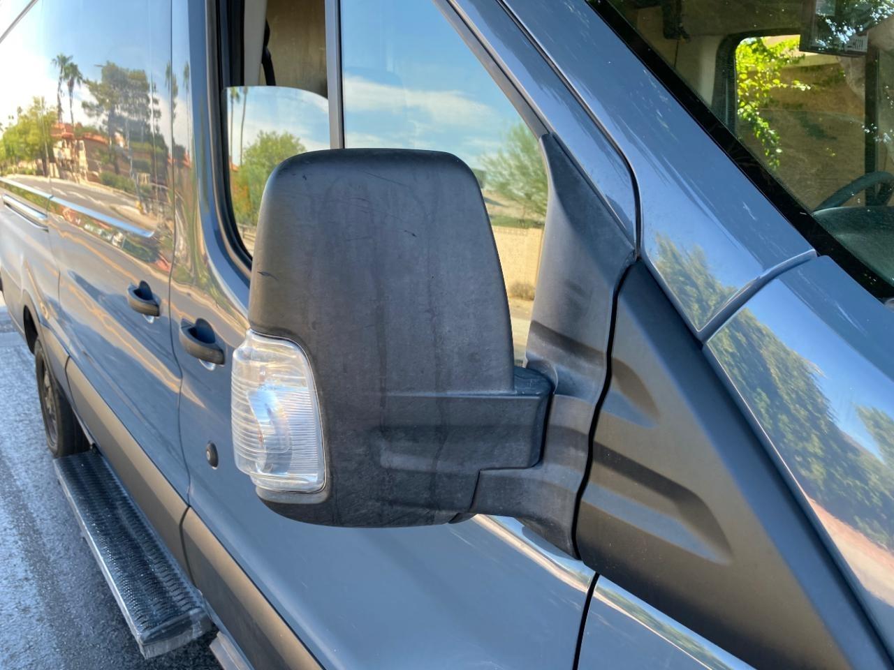 Ford Transit 250 Van High Roof w/Sliding Pass. 148-in. WB EL 2019