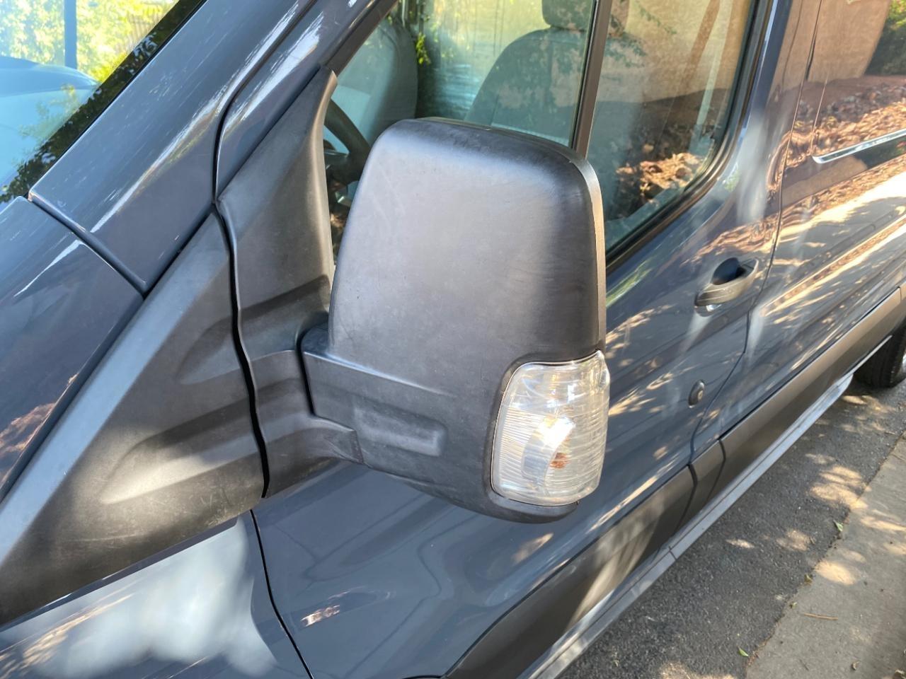 Ford Transit 250 Van High Roof w/Sliding Pass. 148-in. WB EL 2019