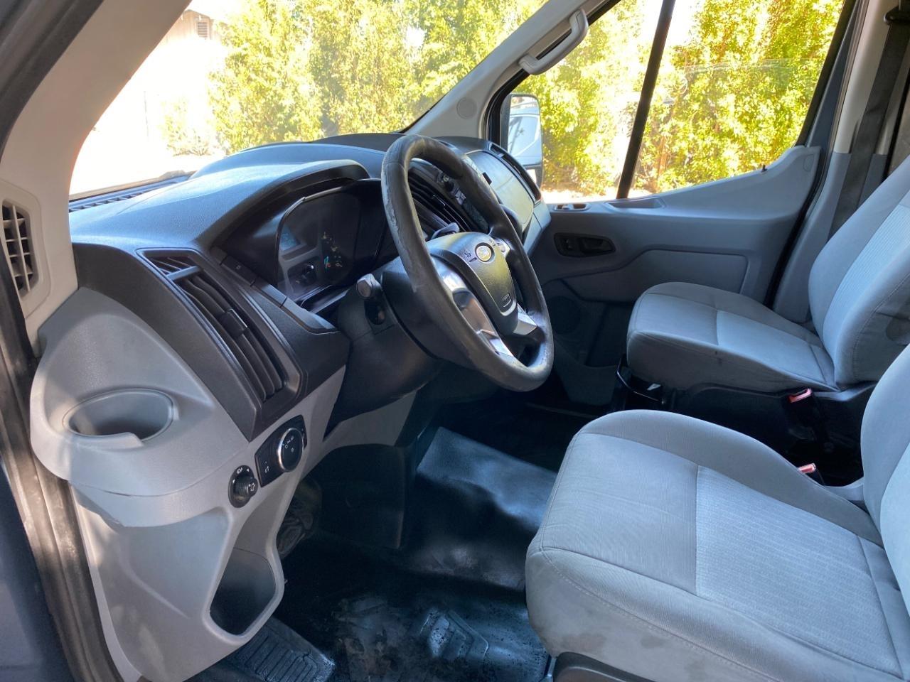 Ford Transit 250 Van High Roof w/Sliding Pass. 148-in. WB EL 2019