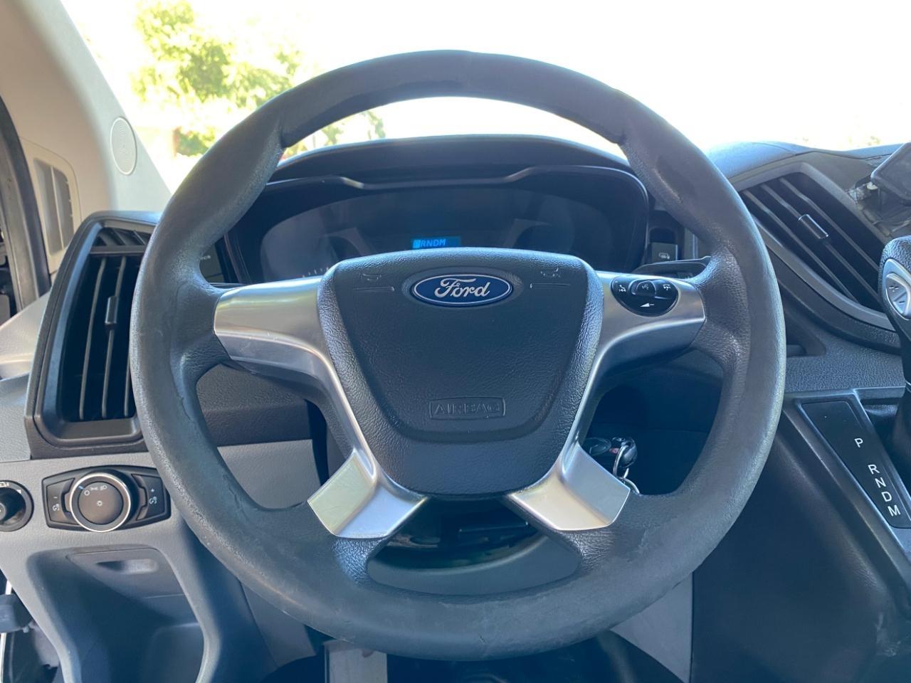 Ford Transit 250 Van High Roof w/Sliding Pass. 148-in. WB EL 2019