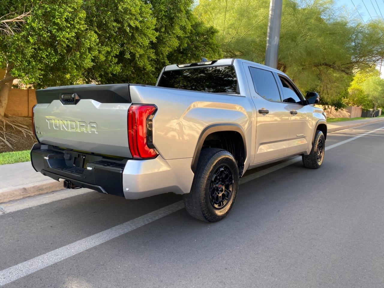 Toyota Tundra SR5 CrewMax 4WD 2022