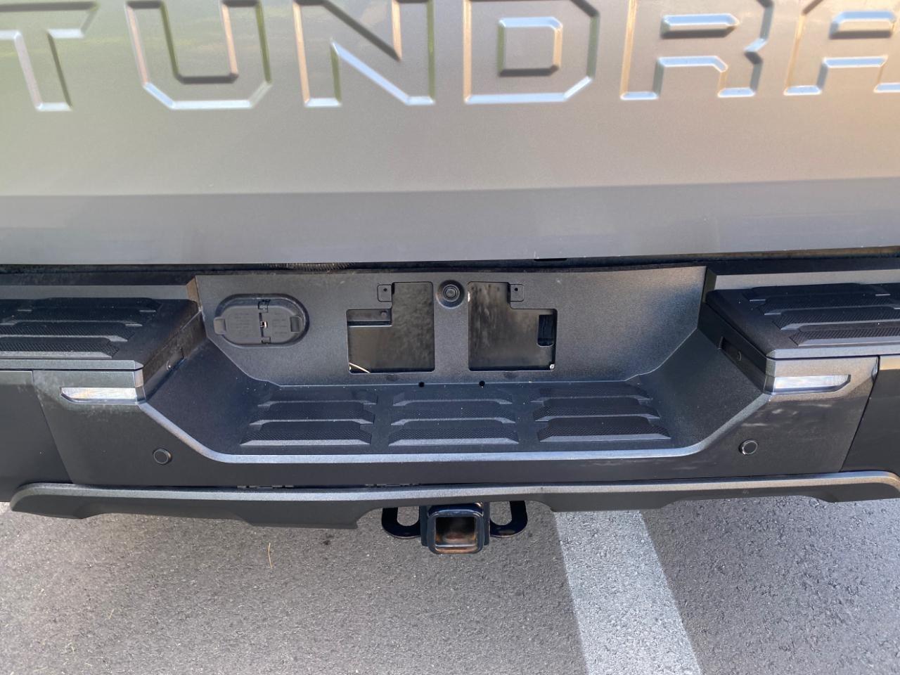 Toyota Tundra SR5 CrewMax 4WD 2022