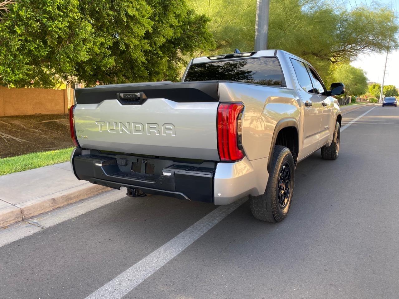Toyota Tundra SR5 CrewMax 4WD 2022