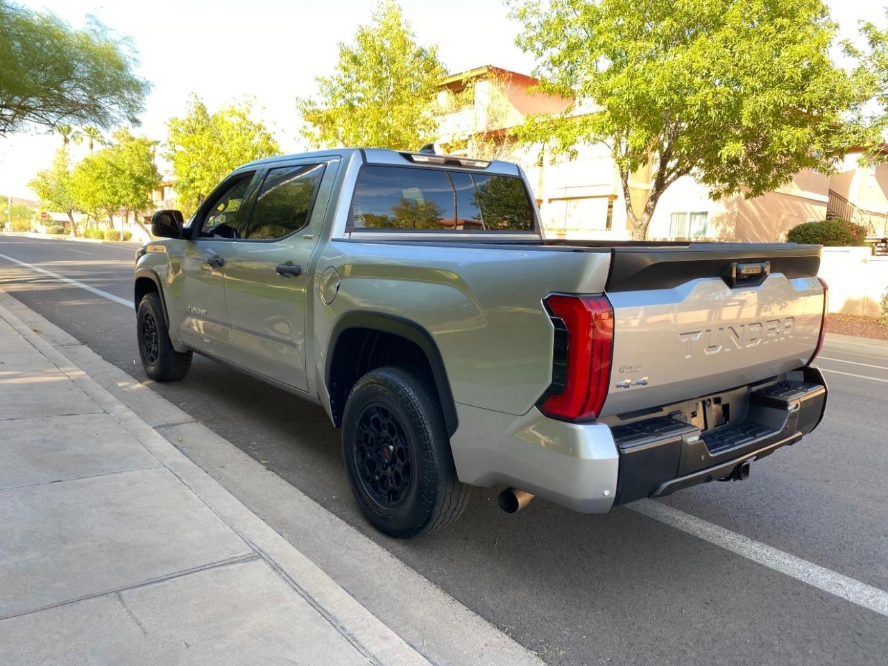 Toyota Tundra SR5 CrewMax 4WD 2022
