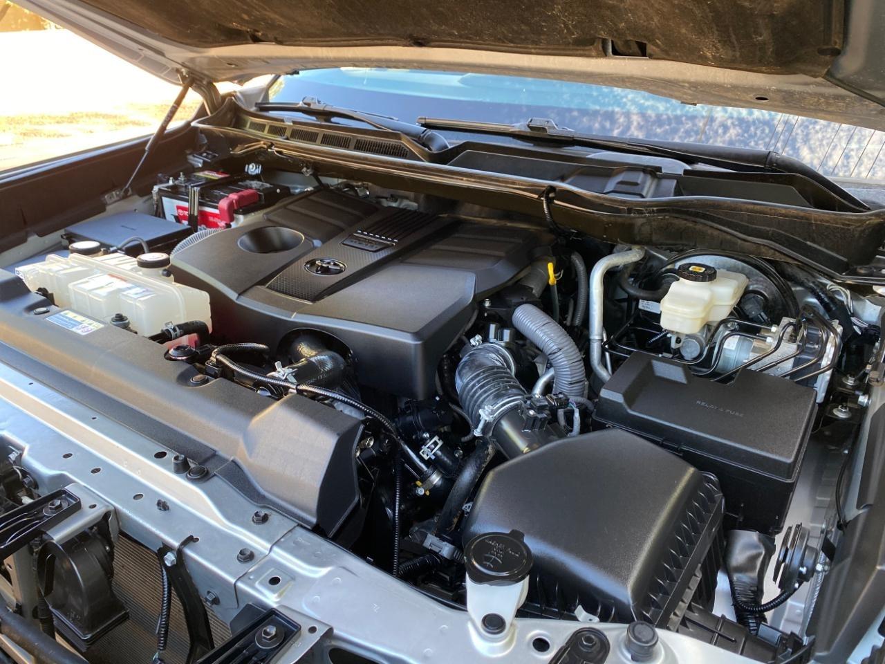 Toyota Tundra SR5 CrewMax 4WD 2022