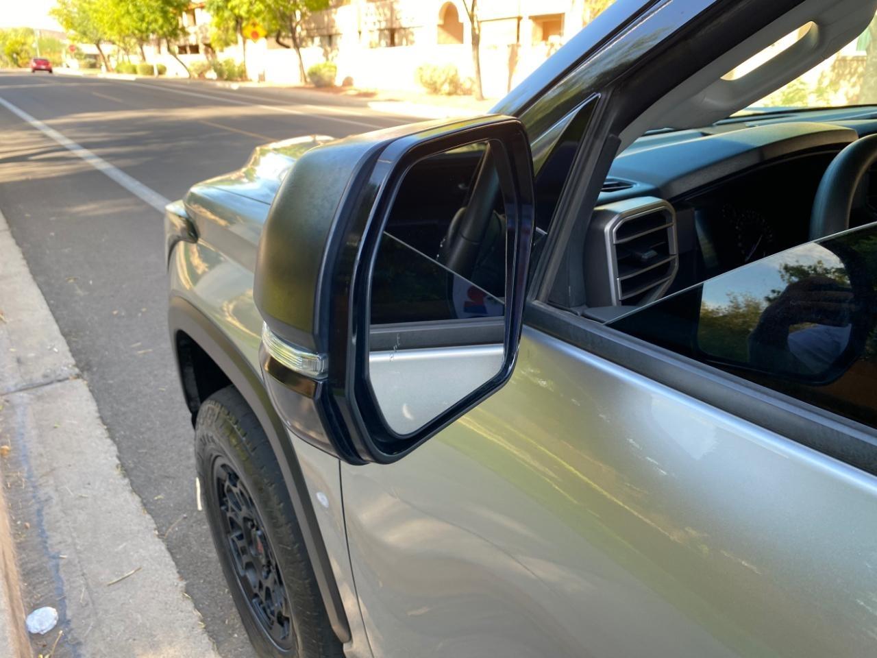 Toyota Tundra SR5 CrewMax 4WD 2022