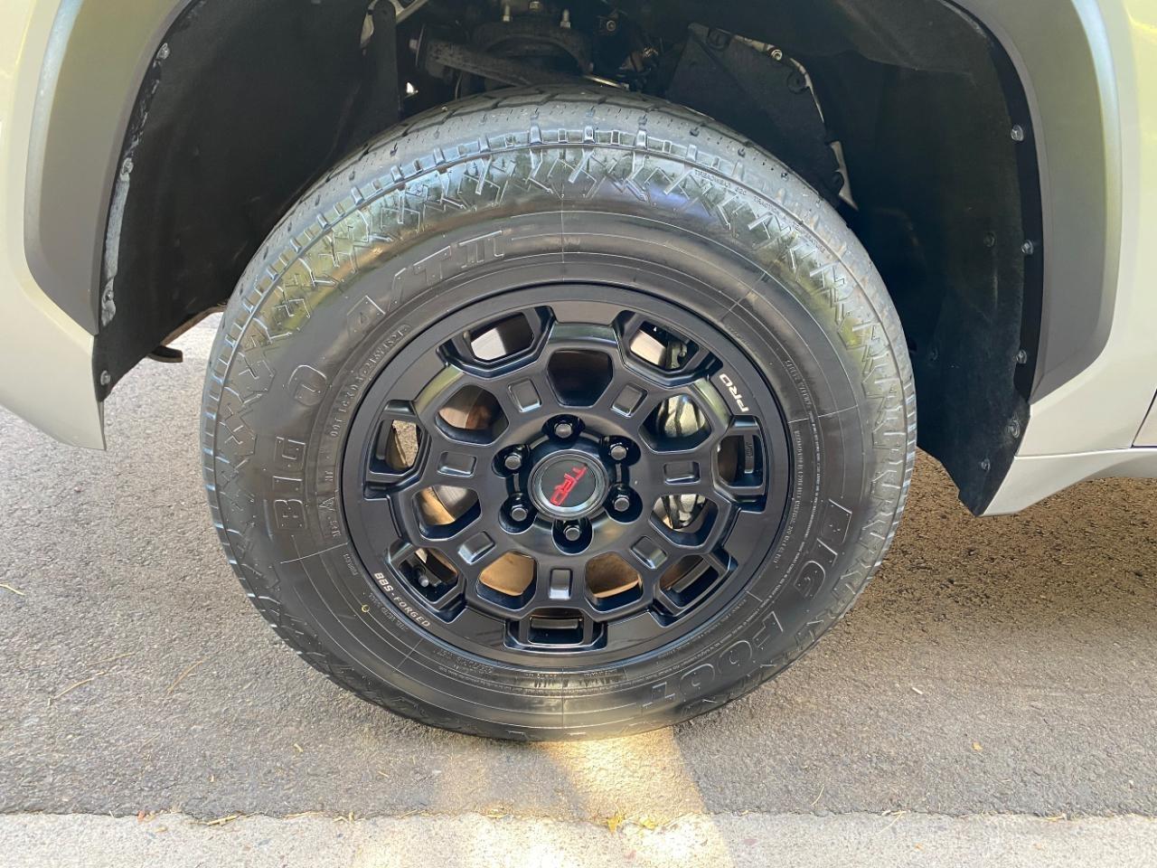 Toyota Tundra SR5 CrewMax 4WD 2022