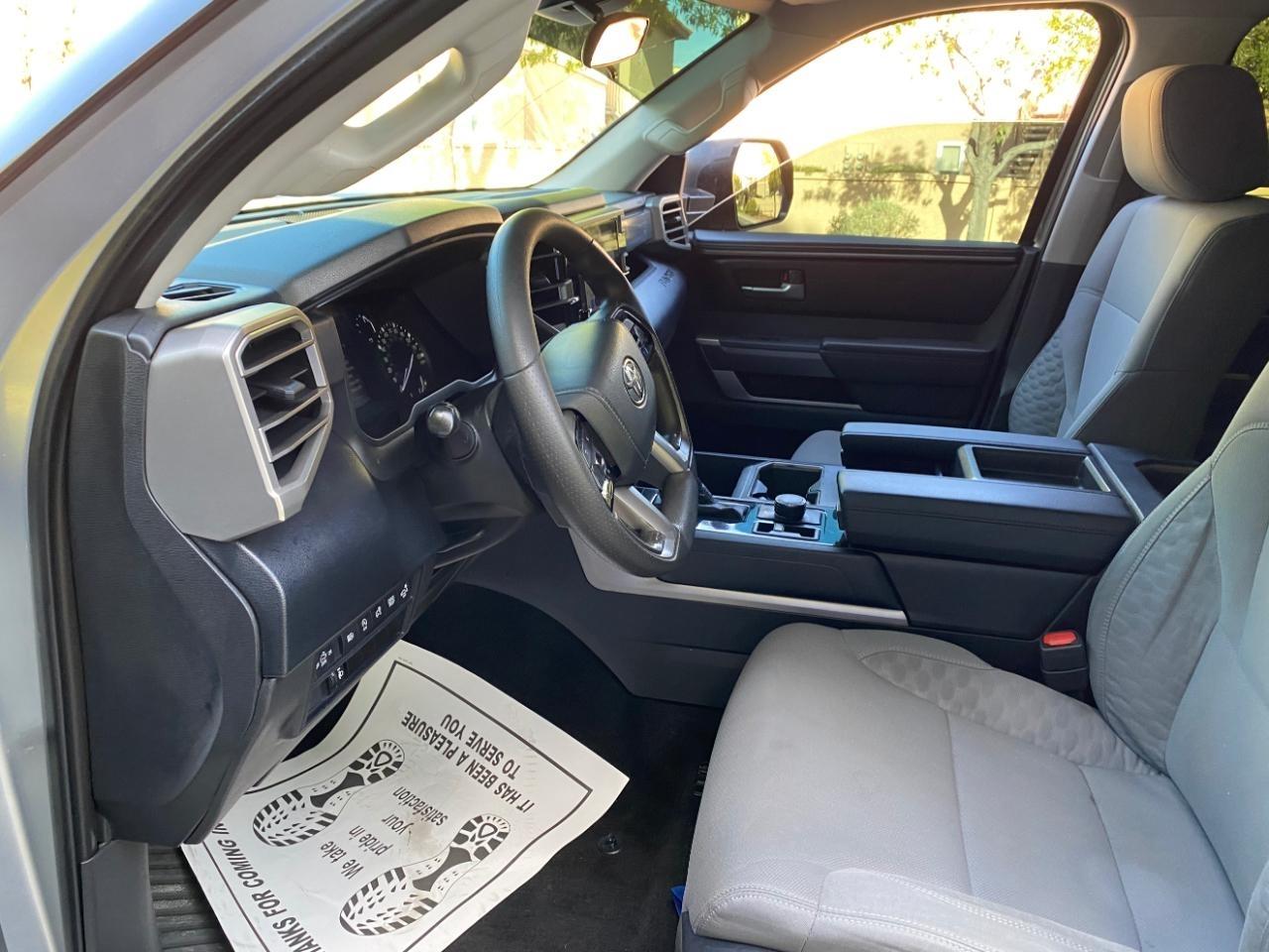 Toyota Tundra SR5 CrewMax 4WD 2022