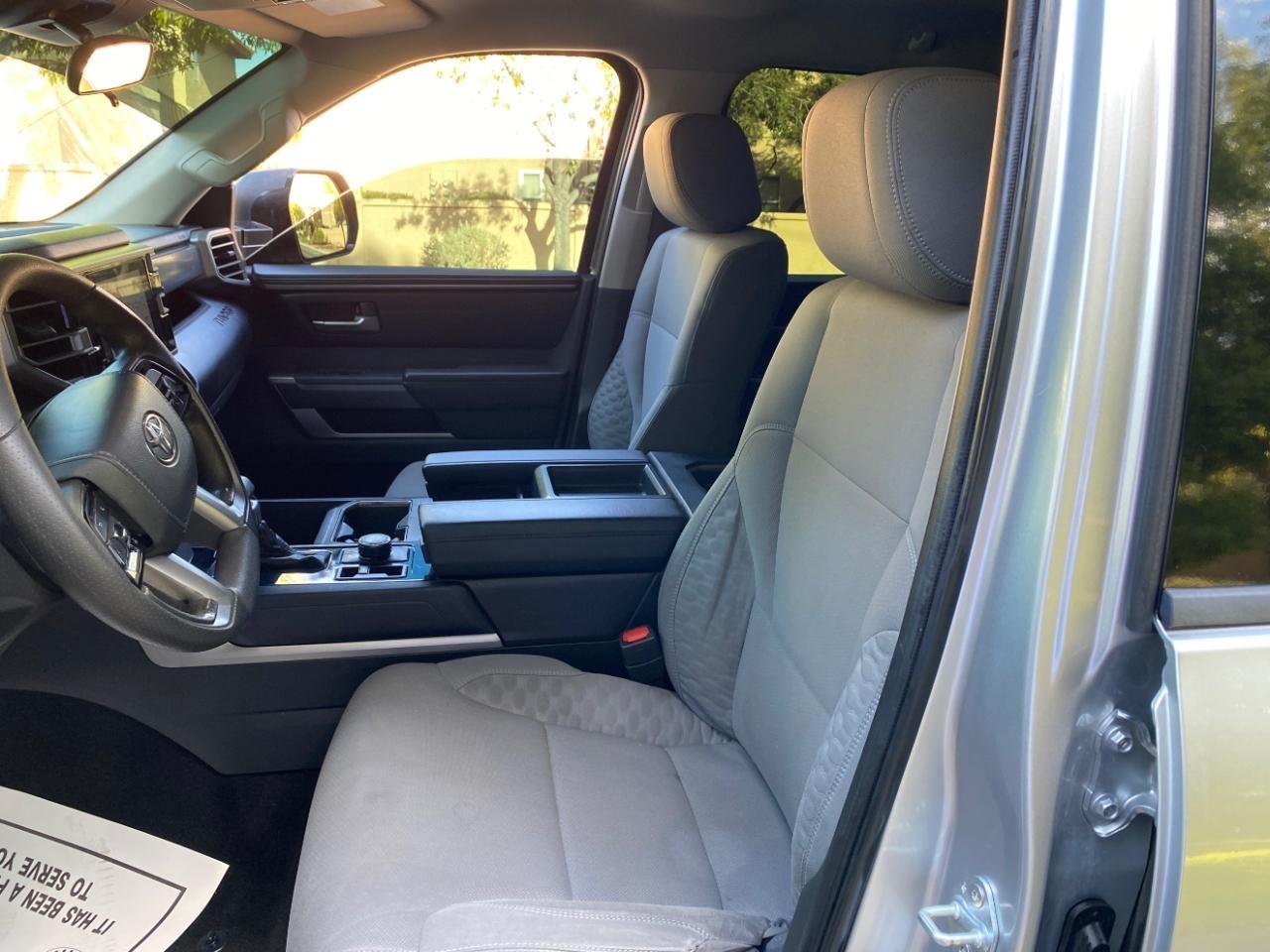 Toyota Tundra SR5 CrewMax 4WD 2022