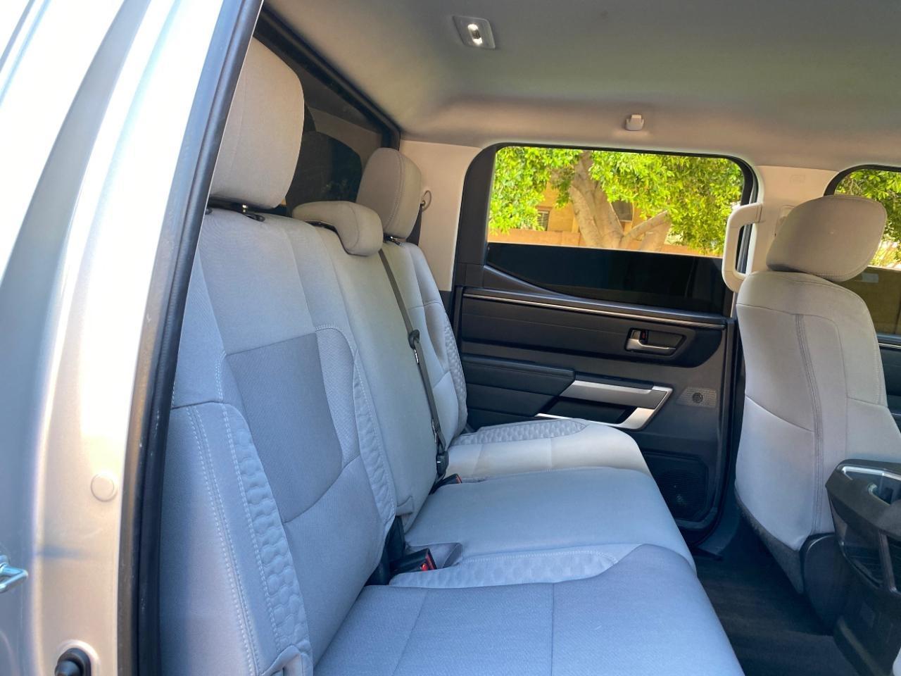 Toyota Tundra SR5 CrewMax 4WD 2022