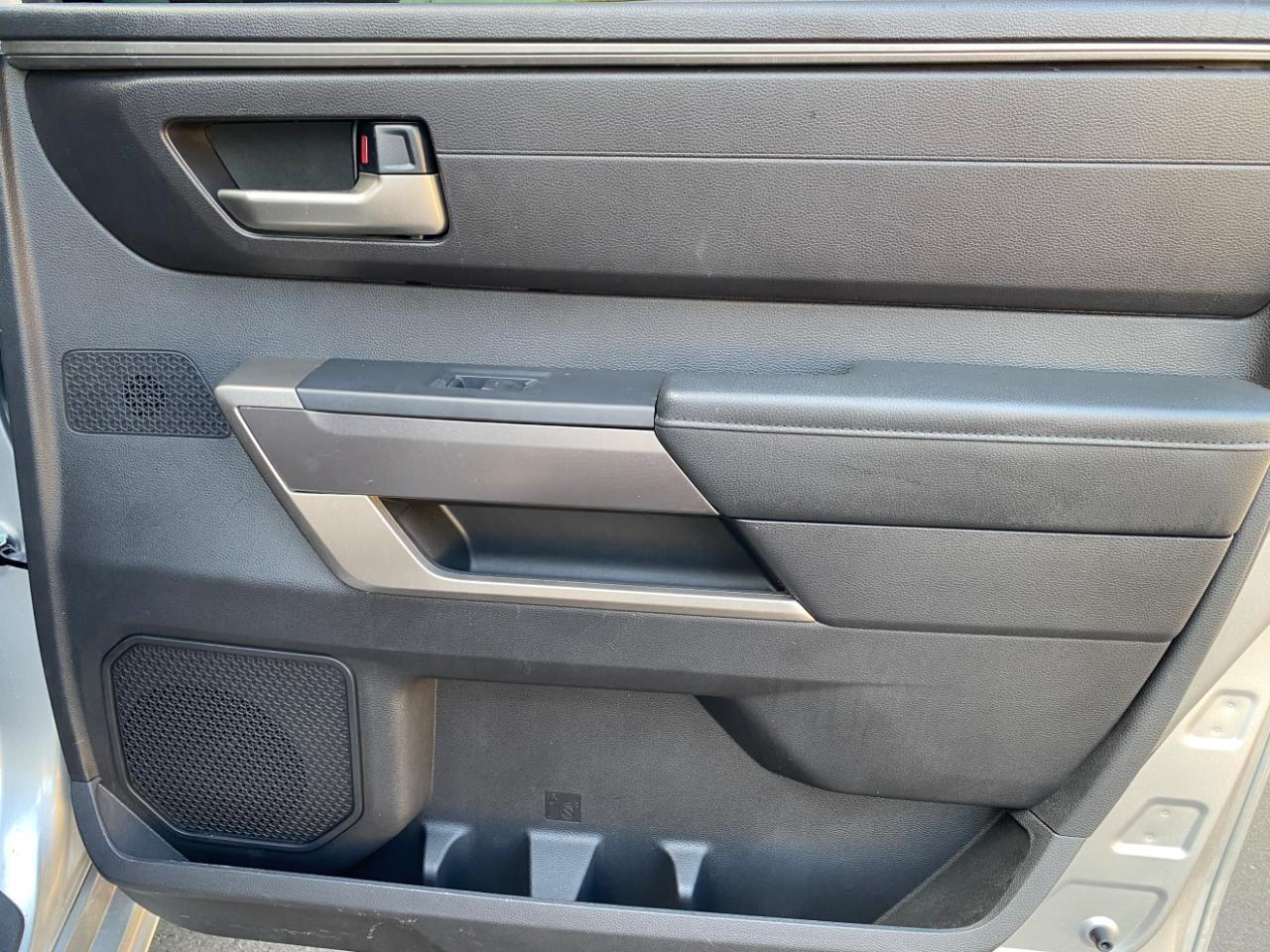 Toyota Tundra SR5 CrewMax 4WD 2022
