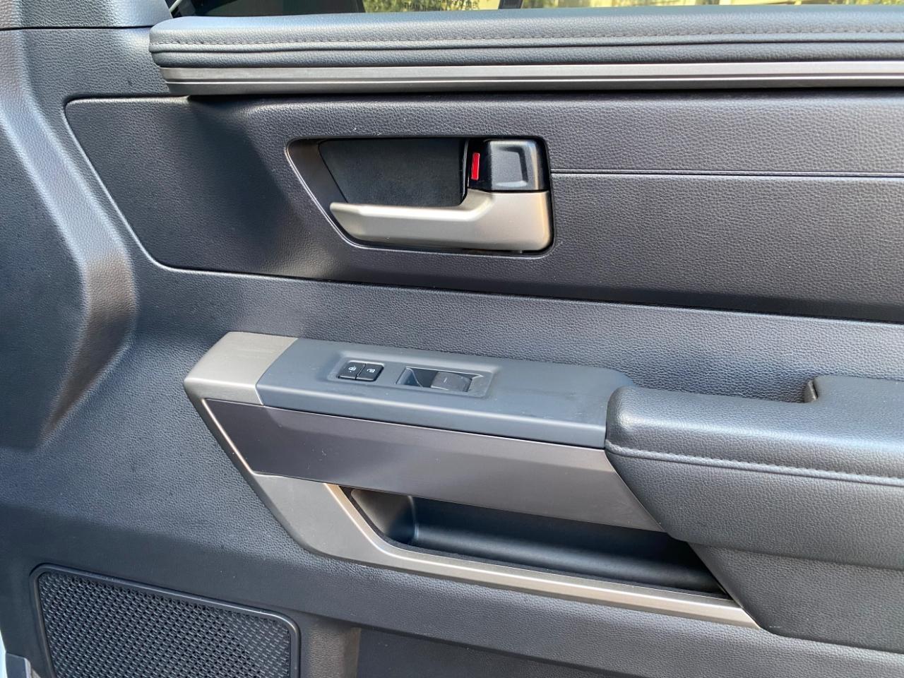 Toyota Tundra SR5 CrewMax 4WD 2022