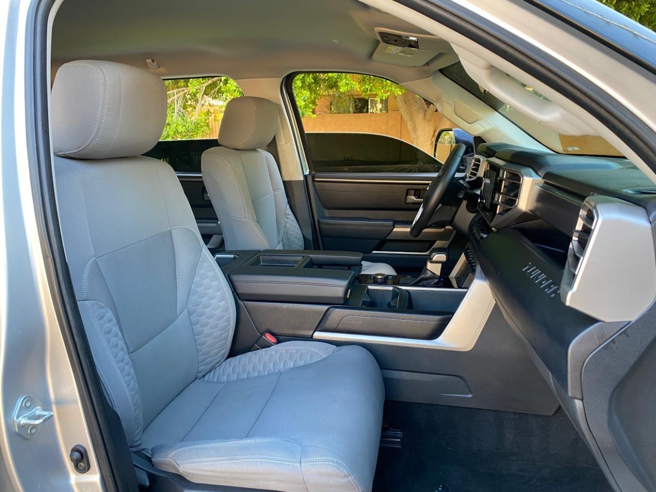 Toyota Tundra SR5 CrewMax 4WD 2022