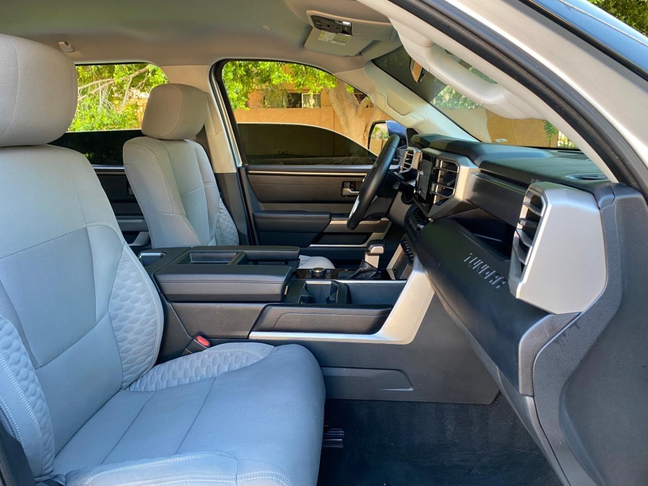Toyota Tundra SR5 CrewMax 4WD 2022