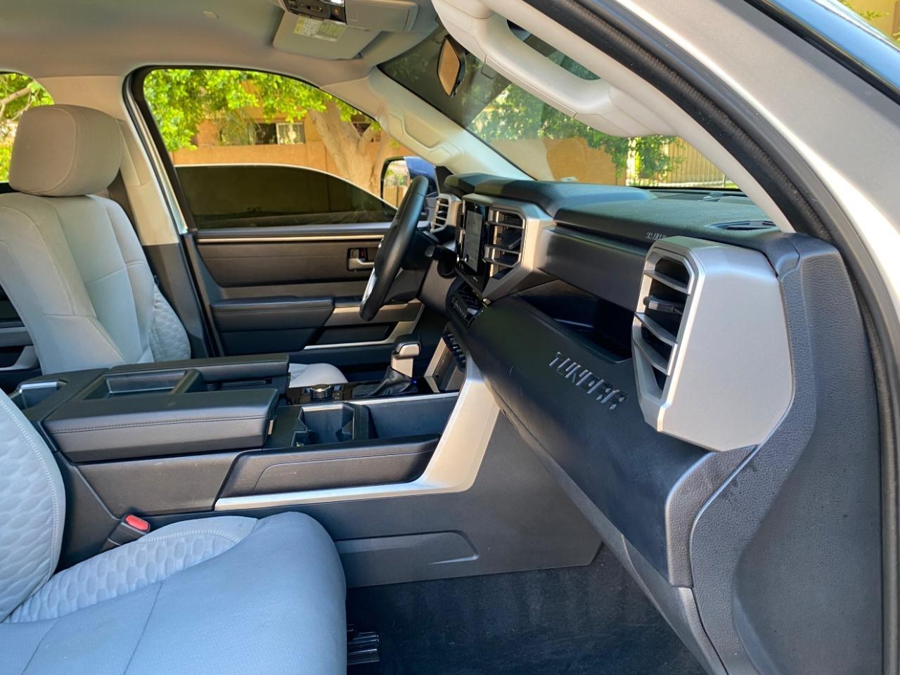 Toyota Tundra SR5 CrewMax 4WD 2022