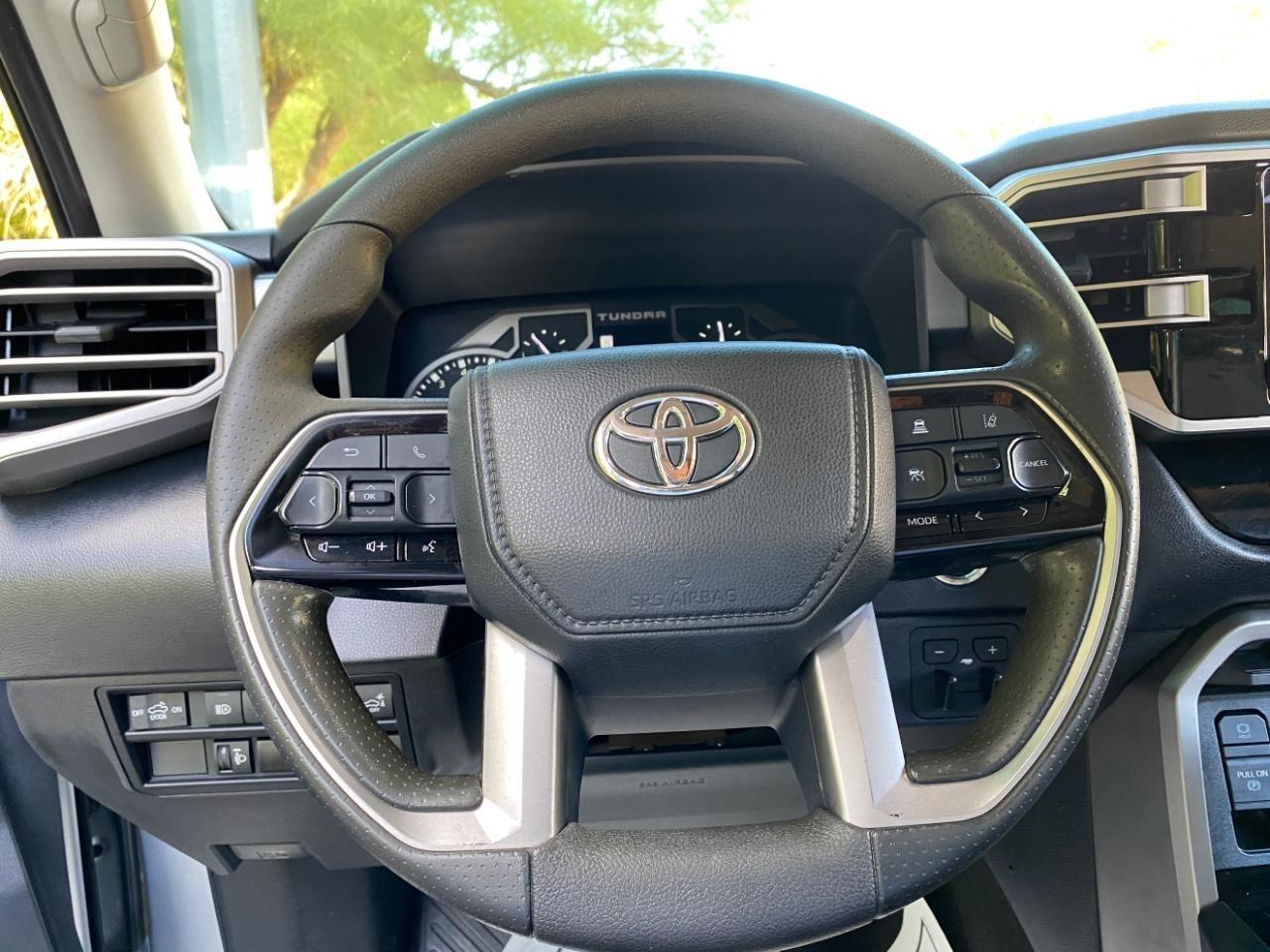 Toyota Tundra SR5 CrewMax 4WD 2022