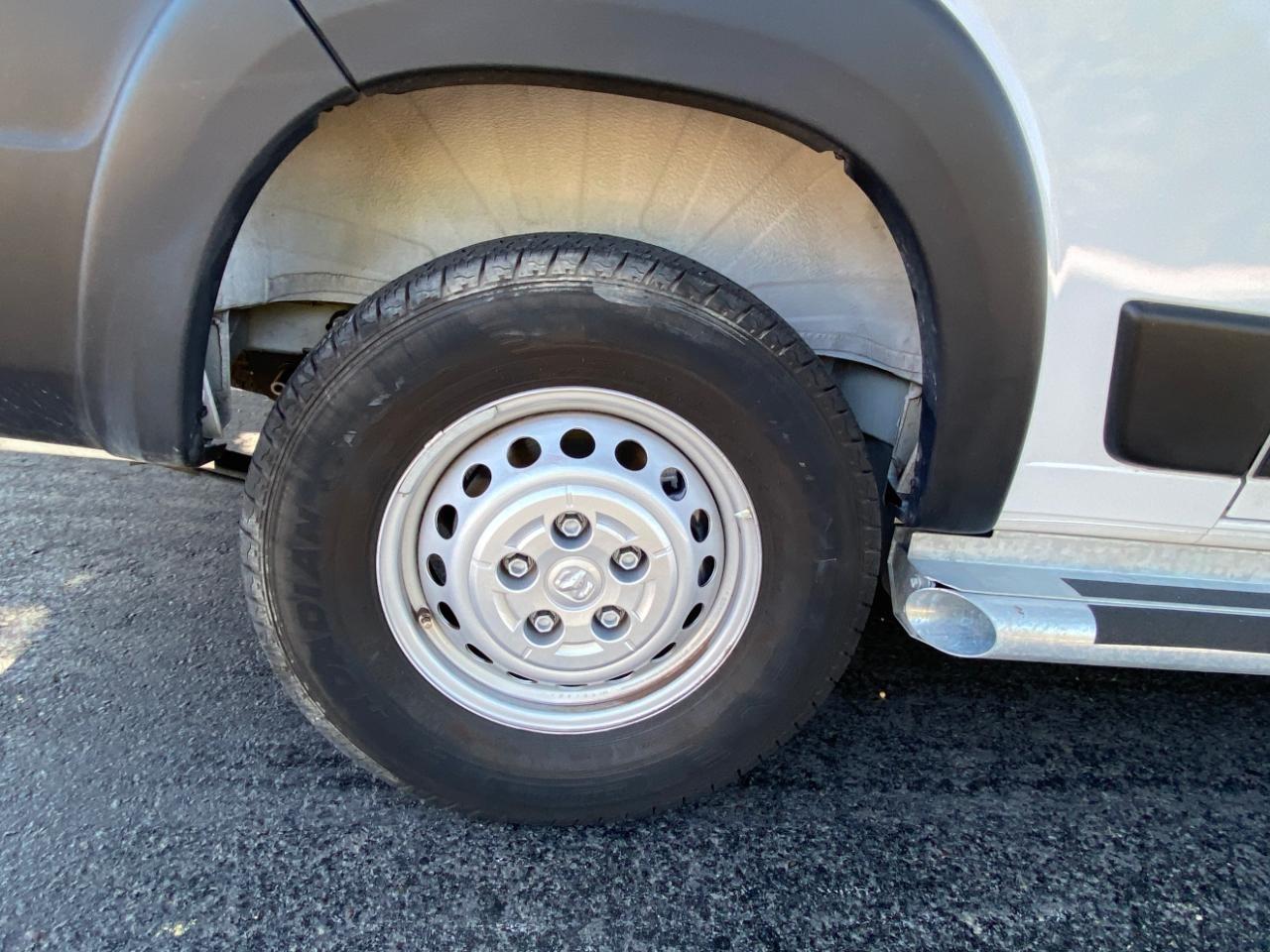 RAM Promaster 2500 Low Roof 2025
